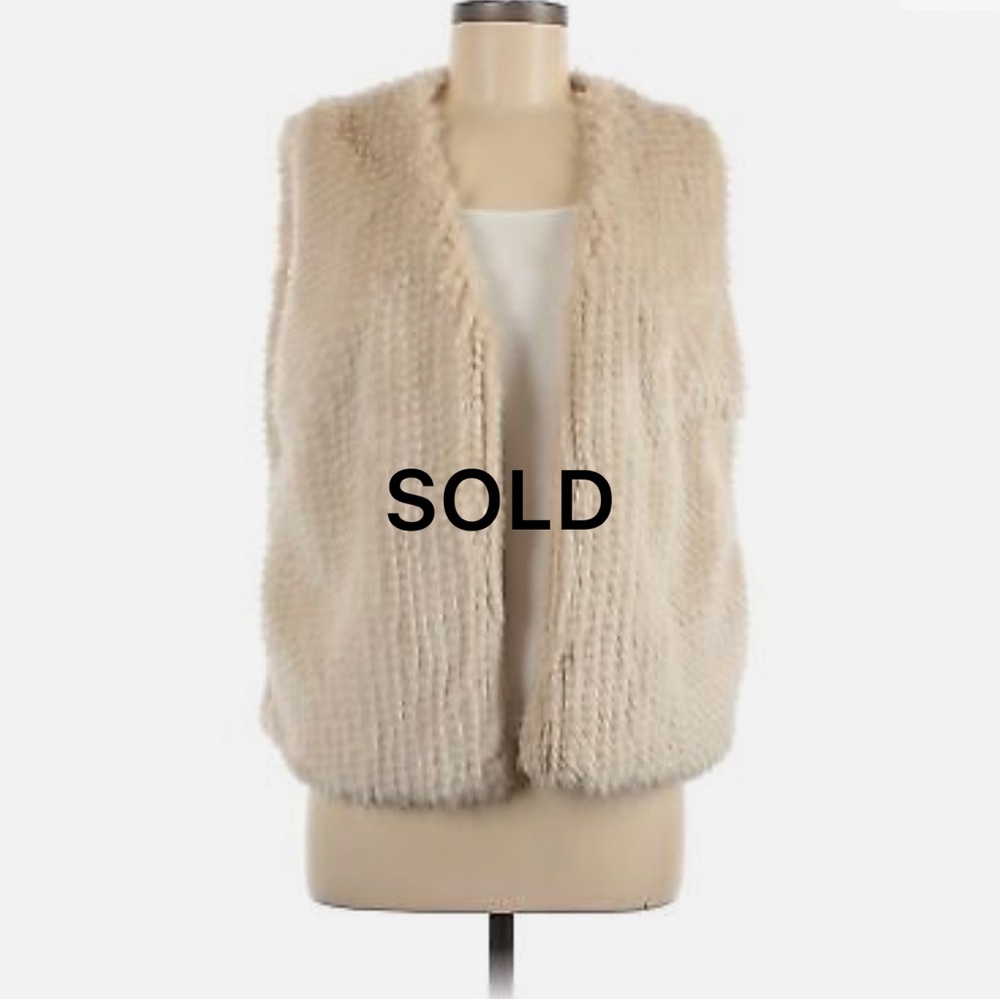 Rebecca Elliot Cream Faux Fur Vest. Size S. Excellent Pre- Owned Condition